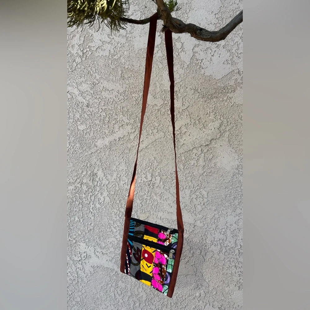 NW 💯 Cotton Patch Vlisco Fabric Crossbody Purse Sz 6”x 6”